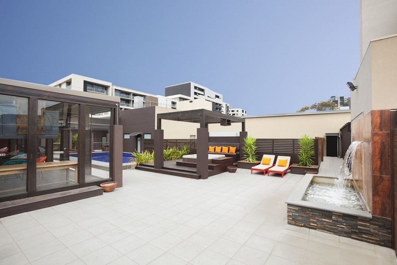 Hotel Crowne Plaza Melbourne Carlton By Ihg Exterior foto
